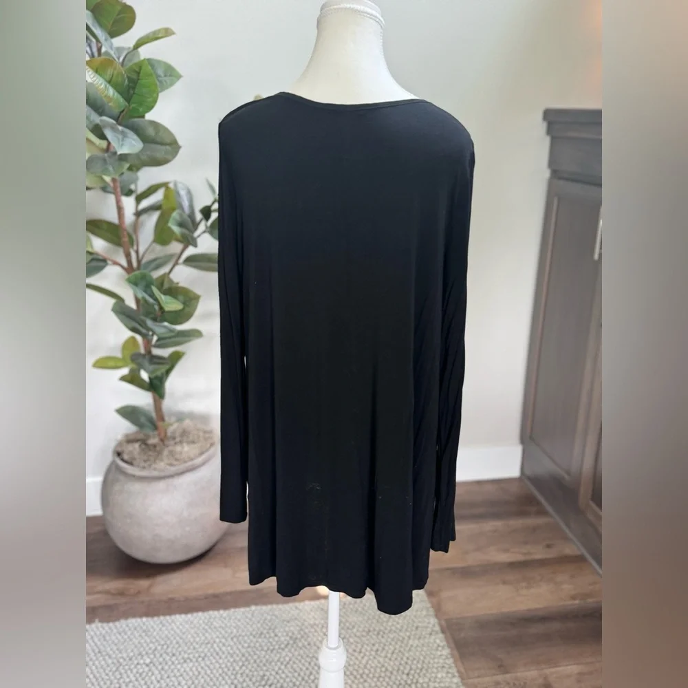 Red by BKE Black Long Sleeve Tunic Top